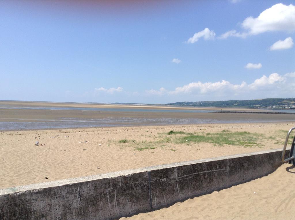 Doc Y Gogledd Apartment Llanelli Luaran gambar